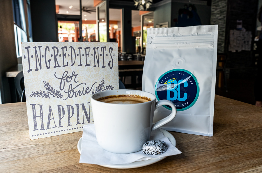 Locally roasted coffee. Organic, rainforest friendly and single origins. Internationally sourced coffee to ethical standards. Specialty grade – top 2% of coffees. Ground and whole bean coffee.